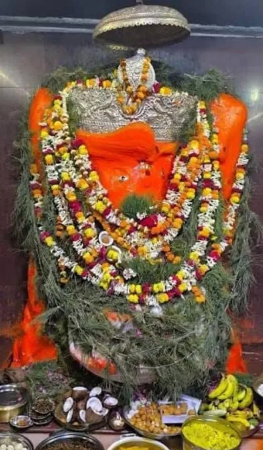 Wednesday Chintamani Ganesh modak chadhava